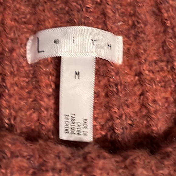 LEITH Chunky Mock Neck High-Low Sweater - Picture 8 of 9
